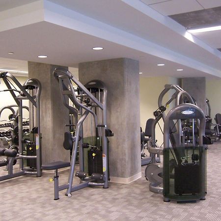 Crystal Quarters Furnished Apartments At The Gramercy Arlington Exterior foto