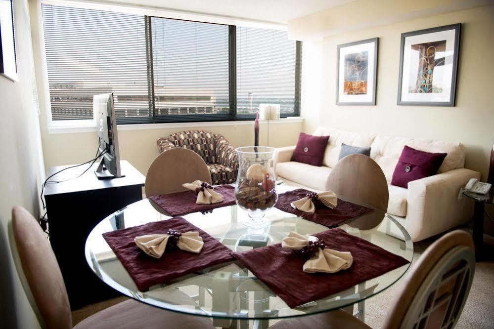 Crystal Quarters Furnished Apartments At The Gramercy Arlington Exterior foto